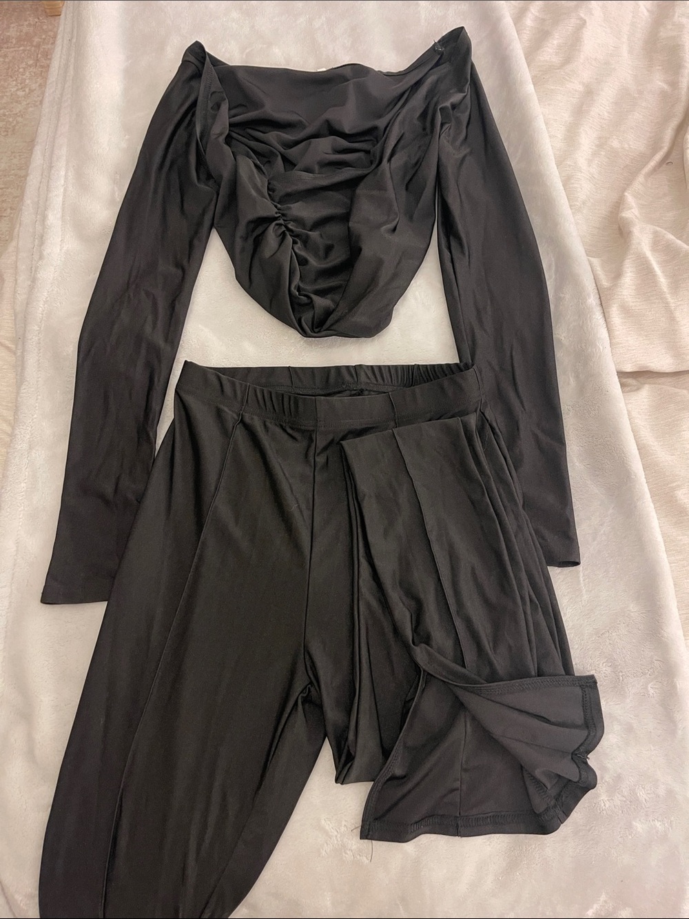 Black Draped Long-Sleeve Crop Top & Pants Set - Women